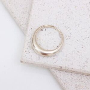 BN Hilary Druxman Cast Sterling Silver Dome Ring - size 5.5